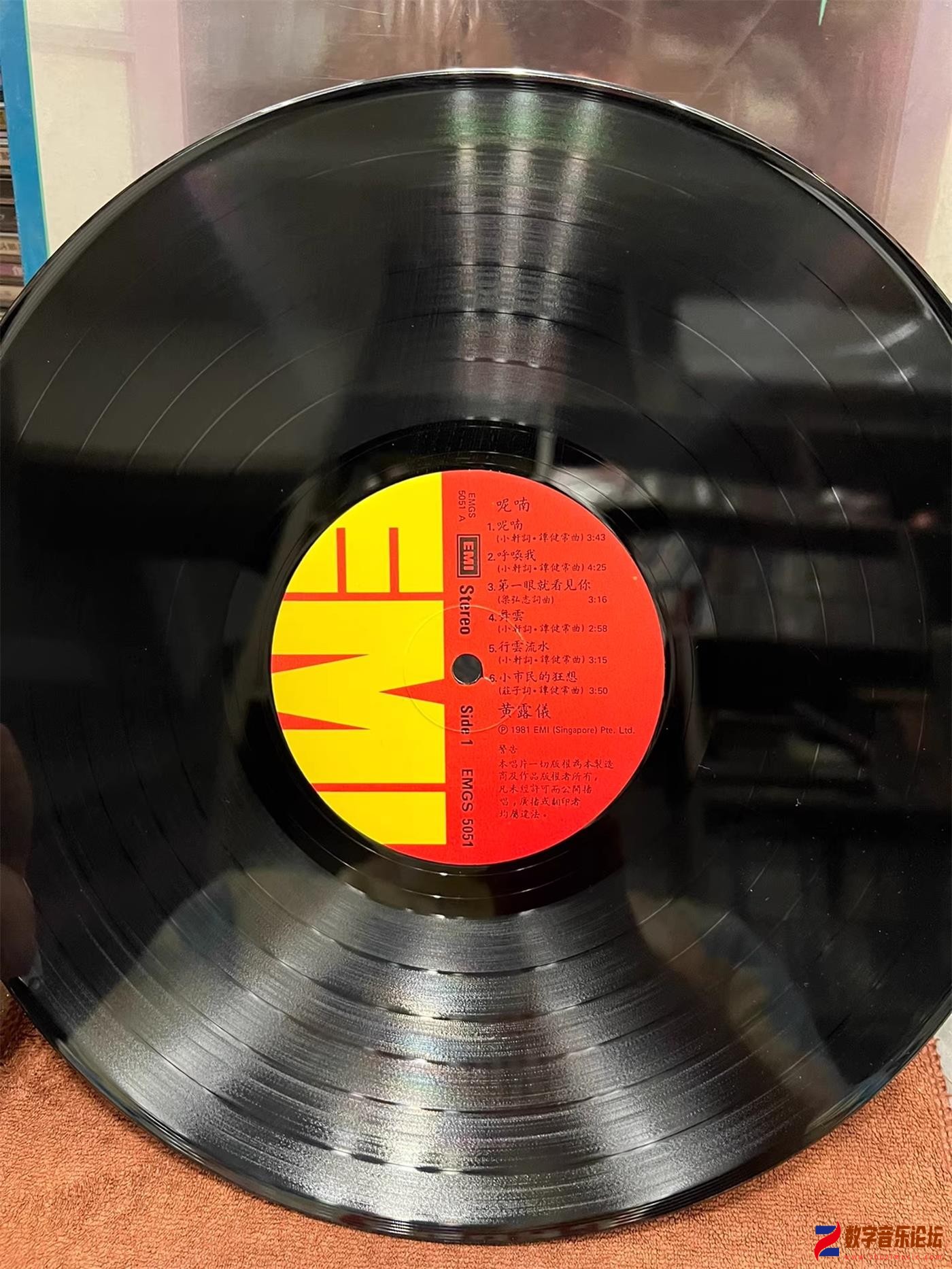 CD-.jpg